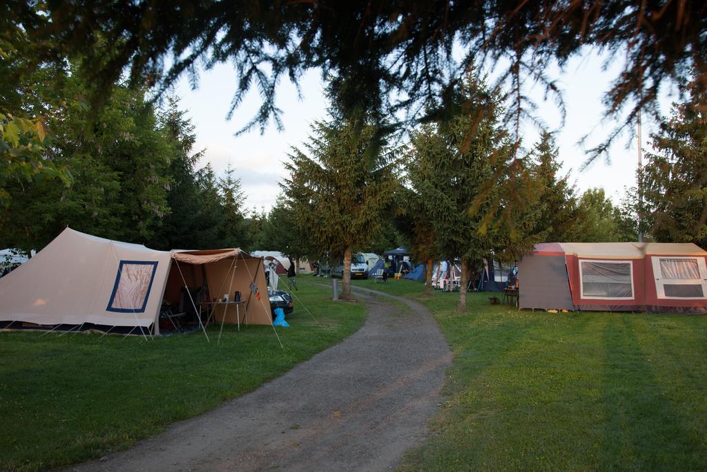 Camping 2000 Янув-Дул Экстерьер фото
