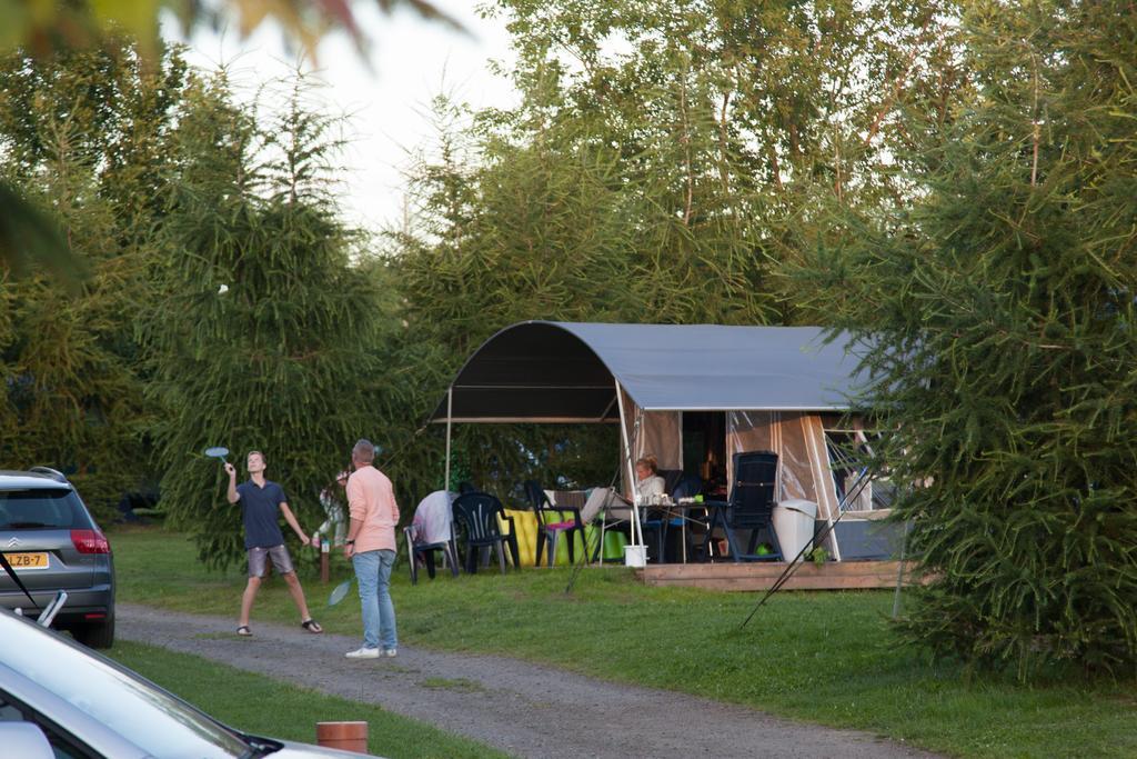 Camping 2000 Янув-Дул Экстерьер фото
