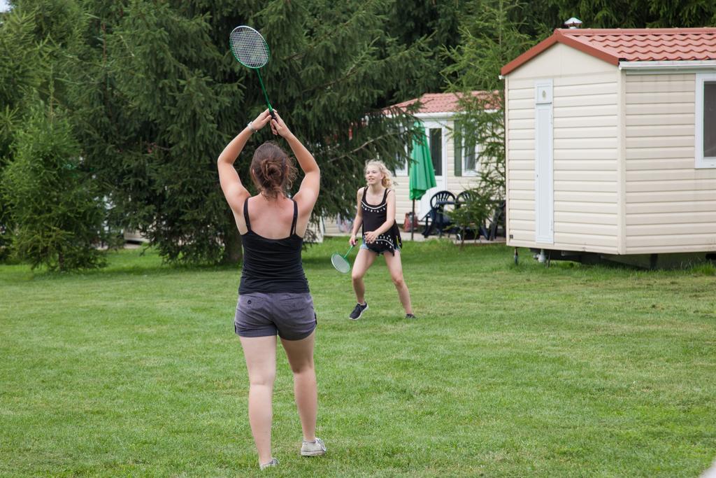 Camping 2000 Янув-Дул Экстерьер фото